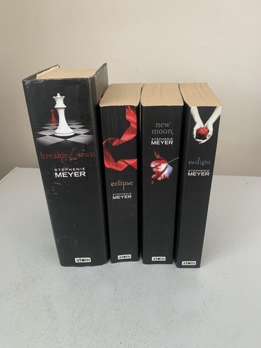 Twilight saga book set - book,