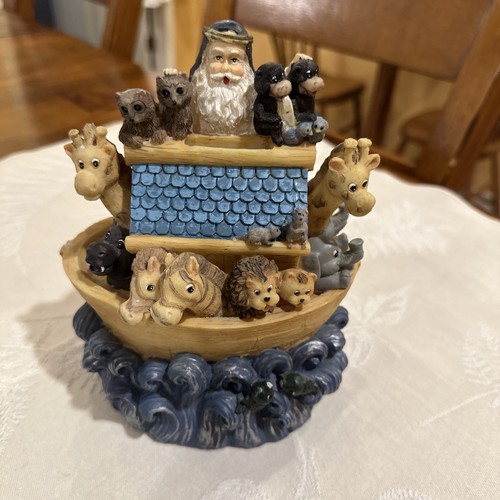 Noah ark resin - ark, bank