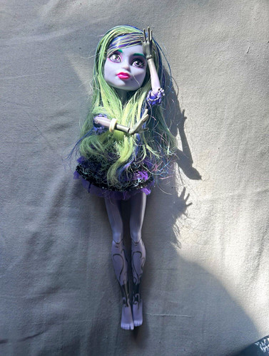 Monster high twyla fashion - monster,