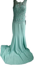 MINT  GREEN  Stunning Pia