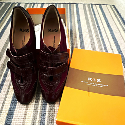 Kennel and schmenger women’s