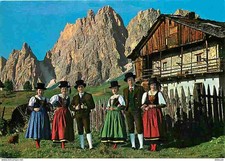 Folklore - Costumes - Italy - Dolomiti - Cortina - Local Costumes - Chalet of M