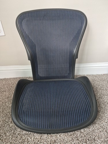 Herman miller classic aeron - herman,