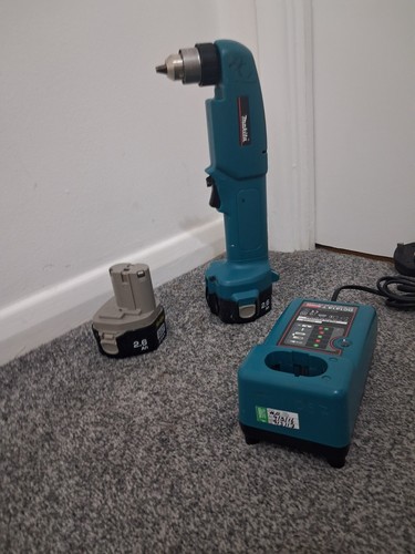 Makita da312d 12v - 12v, right