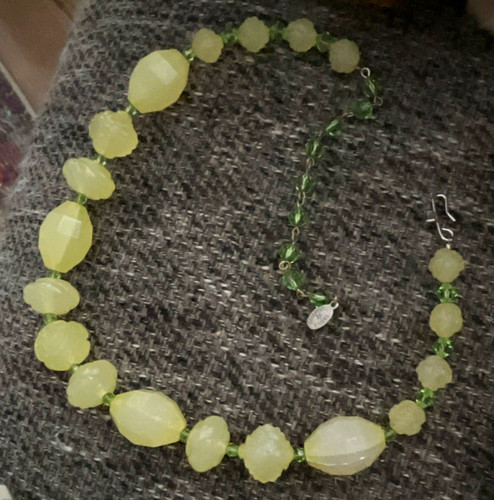 Green faceted oval beaded - faceted,