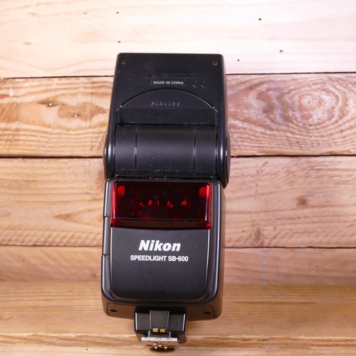 Used nikon 600 speedlight - used, sb-600