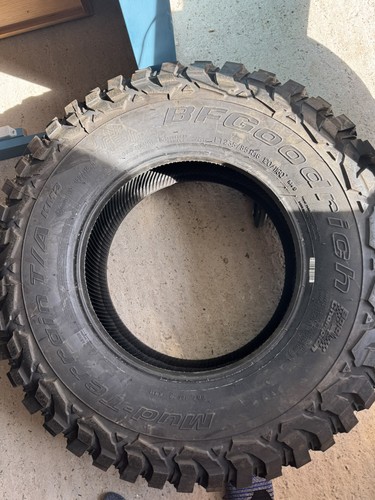 Tyre bfgoodrich 235 r16 km3 - bfgoodrich,