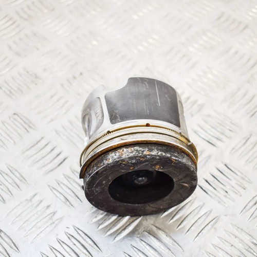 Bmw piston f10 - bmw, 520d