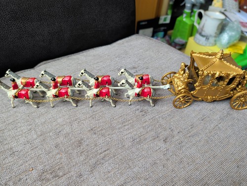 Coronation coach queen - coronation,