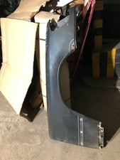 Mercedes W124 FENDER Right