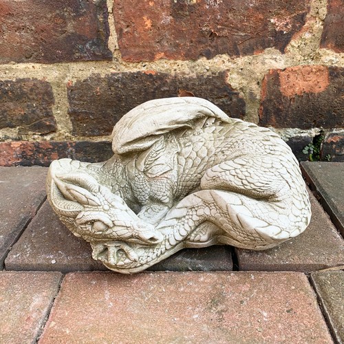 Sleeping dragon garden - sleeping,