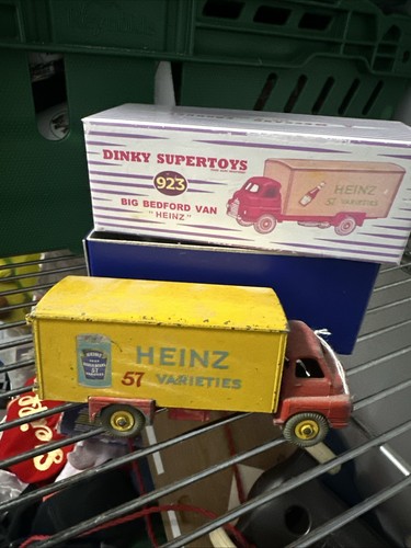 Dinky toys big bedford - big,