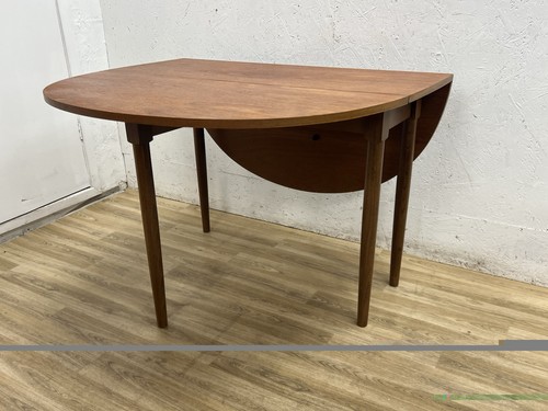 Plan dining table - g,