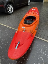 Pyranha 9R2 large white water