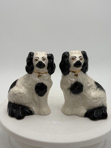 Pair beswick spaniel dogs - pair,