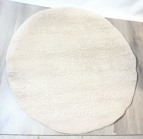 Round rug natural hand carved - hand,