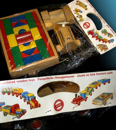 Heros wooden tractor trailer - wooden,