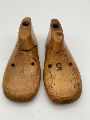 Vintage wooden shoe - shoe, lasts