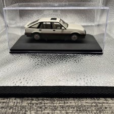 Vanguards Corgi 1:43 Vauxhall Cavalier SRi MKII Polar White VA09800