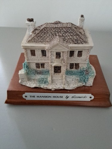 The manor house leonardo - manor,