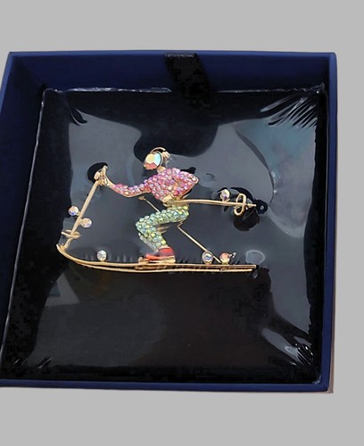 Bnib butler wilson crystal - &,
