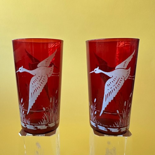 Vintage red tumblers by - red,