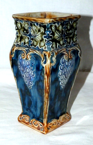 Antique royal doulton - doulton, lambeth