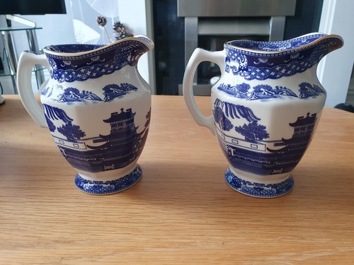 Ringtons tea merchants willow - ringtons,