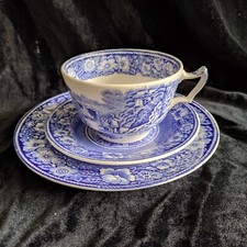 Antique Britannia Pottery Coy