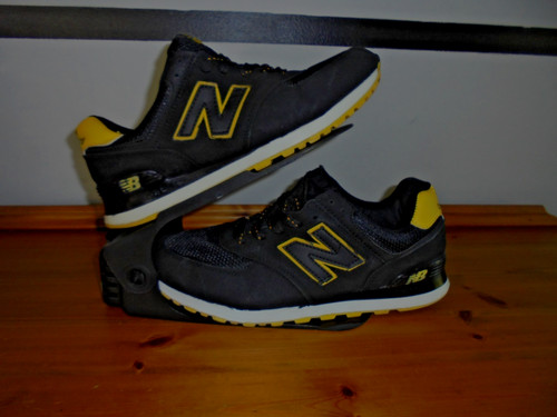 New balance 574 black suede - new,