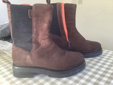 Women’s Moshulu Brown Suede