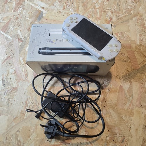 Sony psp white - sony,