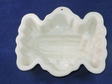 UNUSUAL KITCHENALIA  Ceramic Asparagus Mould Wall Hanging