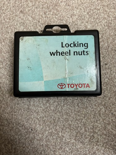 Toyota locking wheel nuts set - wheel,