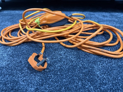 Plug extension lead 1 - plug,