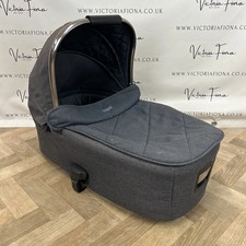 Mamas & Papas Carrycot + APRON