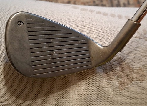 Ping g10 iron - black, dot