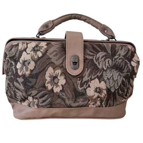 Manfield cumbria doctor - manfield, bag