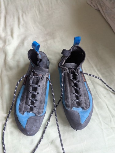 Unparallel climbing shoes 9 - climbing,