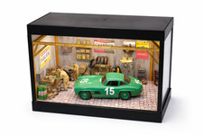 1/18th Garage diorama for