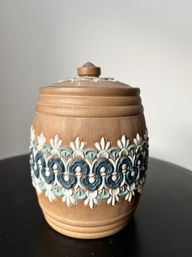 Doulton lambeth victorian - doulton,