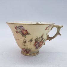 Antique Grainger & Co Worcester Blush Ivory Spur Handle Delicate Light Tea Cup