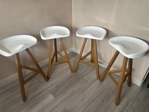 Established sons heidi - heidi, stool