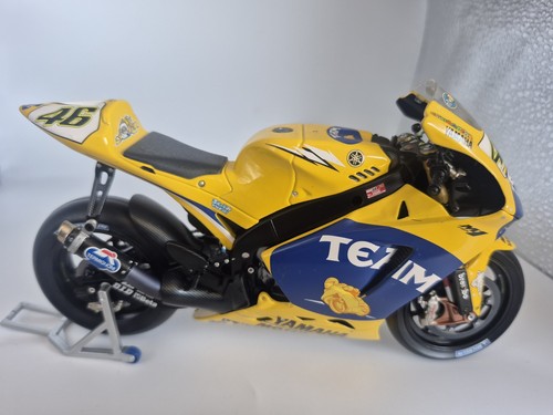 Minichamps yamaha yzr - minichamps,