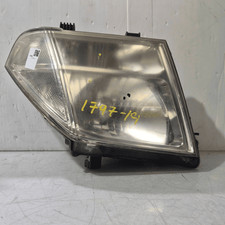 headlamp rh NISSAN NAVARA D40