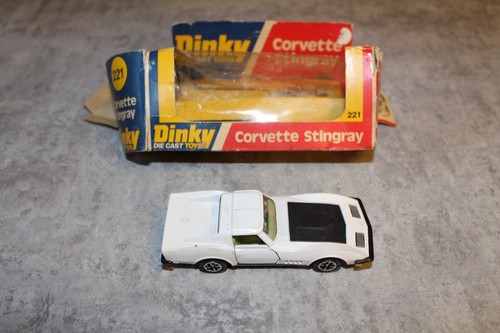 Dinky toys 221 corvette - 221,