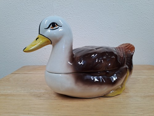 Ceramic duck egg holder - ceramic,