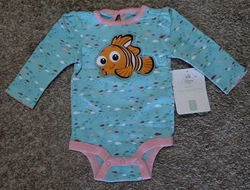 Disney store finding nemo - disney,