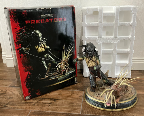 Predators the tracker maquette - the,