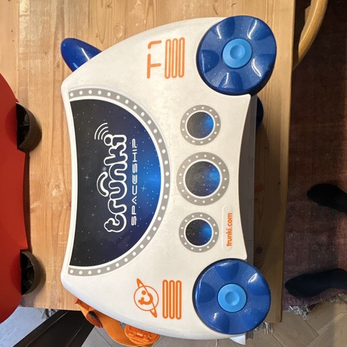 Trunki space ship hard plastic - trunki,